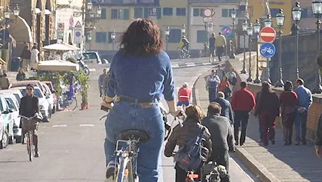 Fino a 30 euro al mese per chi usa la bici al posto della macchina: Firenze vara gli incentivi per le due ruote | IlSole24ore