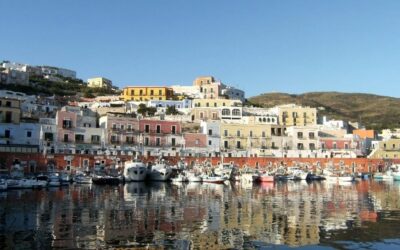 Più corse per i collegamenti con l’isola di Ponza. Il servizio parte in anticipo | Latinatoday