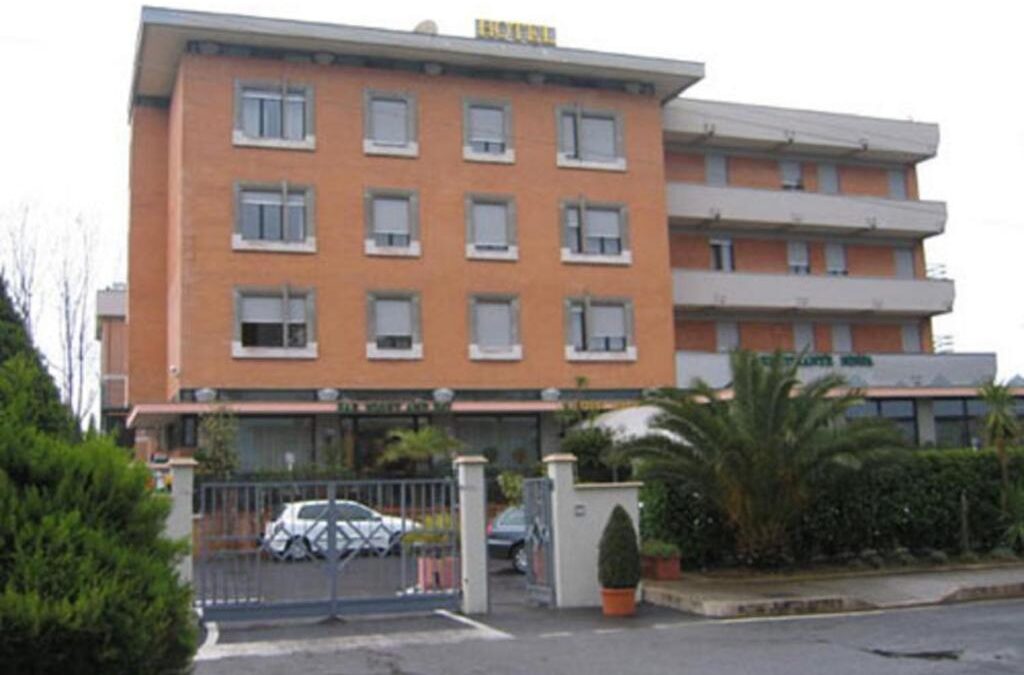 CASO DI LEGIONELLOSI ALL’HOTEL EXCELSIOR, IL COMUNE ORDINA UNA NUOVA BONIFICA | Latinatu