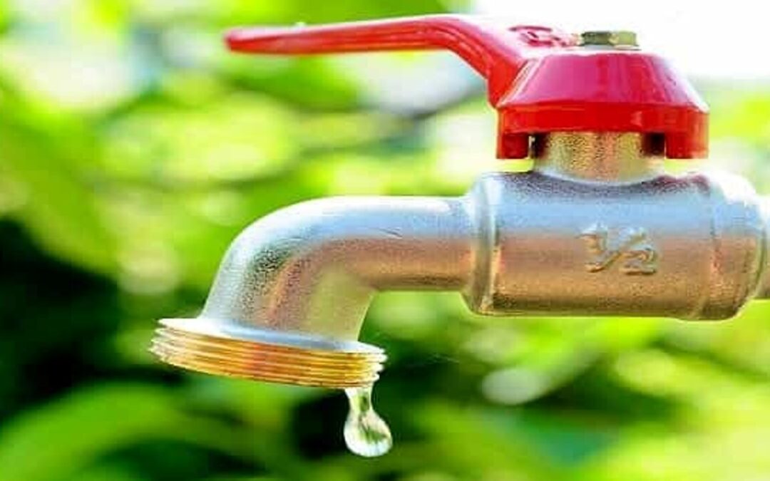 Acqua a singhiozzo o del tutto assente: “Un’estate di problemi e disagi” | Latinatoday