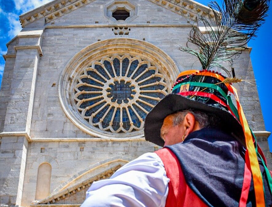 2 BANCHINE LIGNEE, L’INIZIATIVA DELL’ASSOCIAZIONE BRIGANTE ANTONIO GASBARRONE | Latinatu